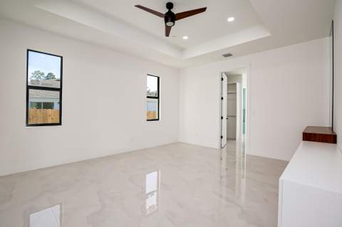 5945 NW Foust Circle, Port St. Lucie FL - photo 7 of 21