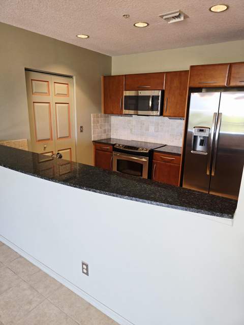 511 Lucerne Avenue #512, Lake Worth Beach FL - photo 8 of 59