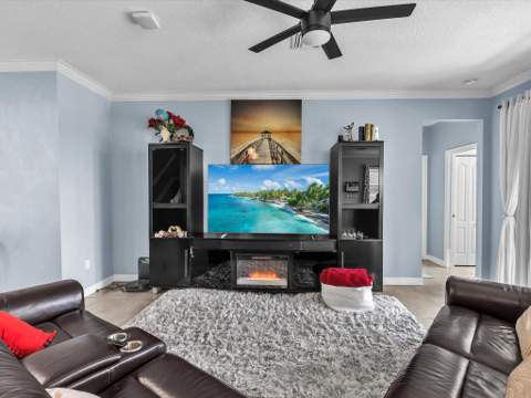 7190 NW Farnsworth Circle, Port St. Lucie FL - photo 10 of 65
