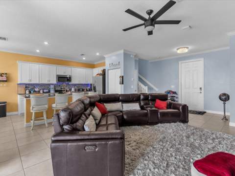 7190 NW Farnsworth Circle, Port St. Lucie FL - photo 12 of 65