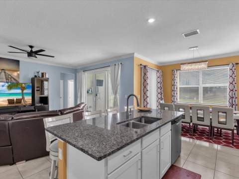 7190 NW Farnsworth Circle, Port St. Lucie FL - photo 16 of 65