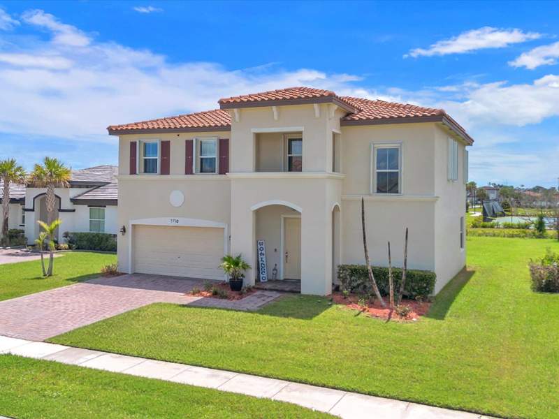 4 bedroom Single Family Residence at 7190 NW Farnsworth Circle, Copper Creek Plat No 2, Port St. Lucie — photo 3