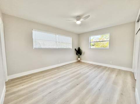 470 NE 45th Street, Boca Raton FL - photo 11 of 38