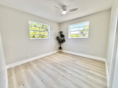 470 NE 45th Street, Boca Raton FL - photo 16 of 38