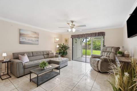 6531 SE Federal Highway A-105 Highway, Stuart FL - photo 9 of 35