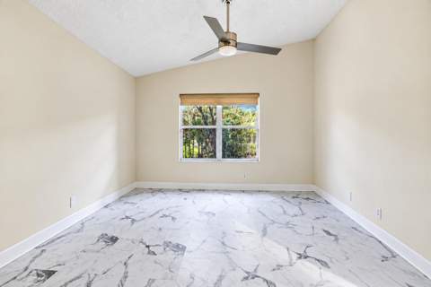 9676 Cherry Blossom Court, Boynton Beach FL - photo 6 of 15