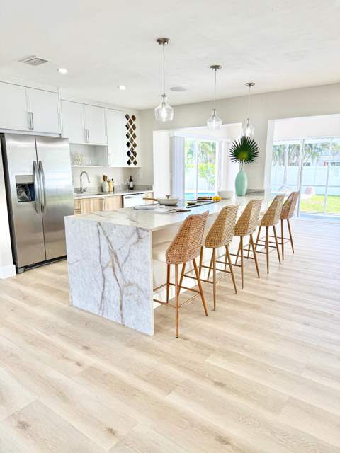 470 NE 45th Street, Boca Raton FL - photo 7 of 38