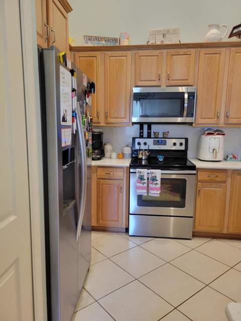 7073 Torrey Pines Circle, Port St. Lucie FL - photo 8 of 51