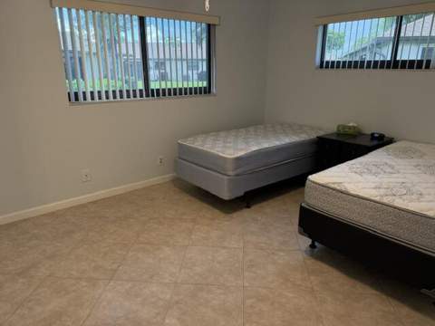 4695 Robinwood Place #B, Boynton Beach FL - photo 9 of 18