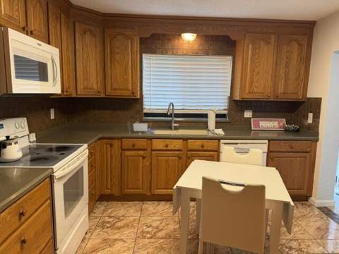 4695 Robinwood Place #B, Boynton Beach FL - photo 14 of 18