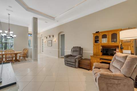 521 SW Lake Manatee Way, Port St. Lucie FL - photo 11 of 35