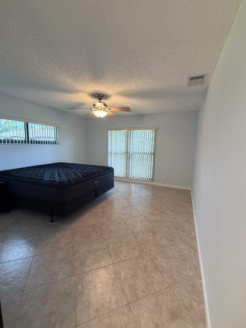 4695 Robinwood Place #B, Boynton Beach FL - photo 6 of 18