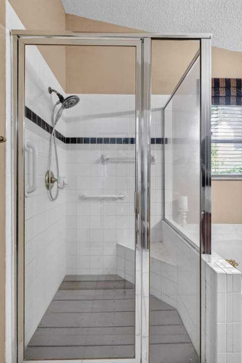 7203 Whitfield Avenue, Boynton Beach FL - photo 21 of 72