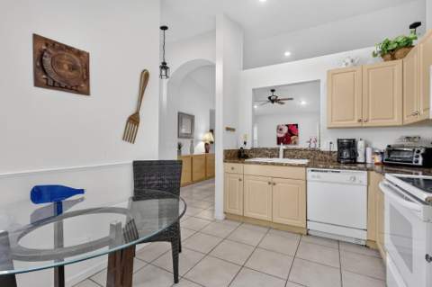 7203 Whitfield Avenue, Boynton Beach FL - photo 13 of 72