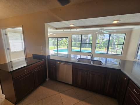421 SE Faith Terrace, Port St. Lucie FL - photo 6 of 22