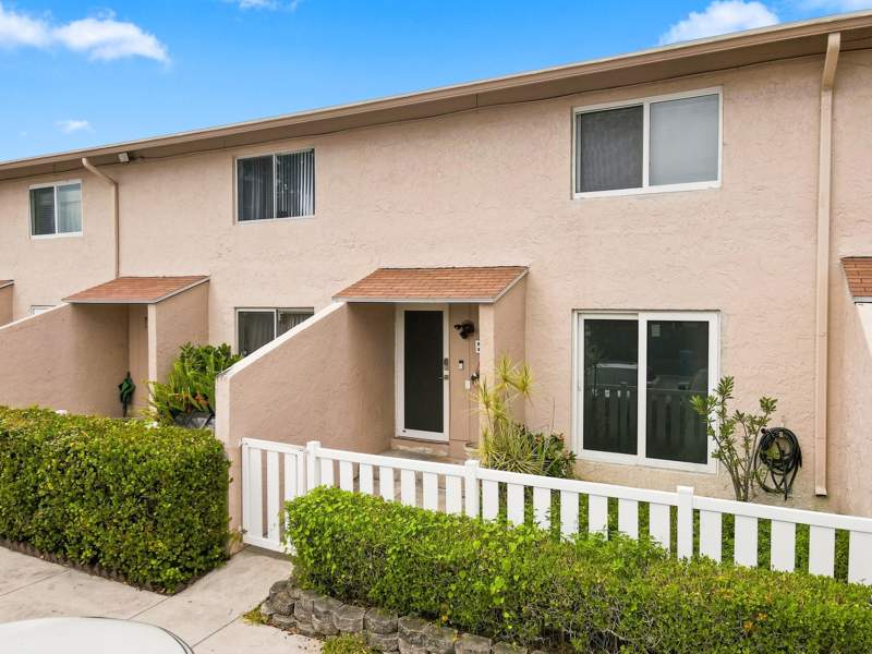 3 bedroom Townhouse at 1739 NW 80TH Avenue #E, TOWNHOMES OF ORIOLE II, Margate — photo 2