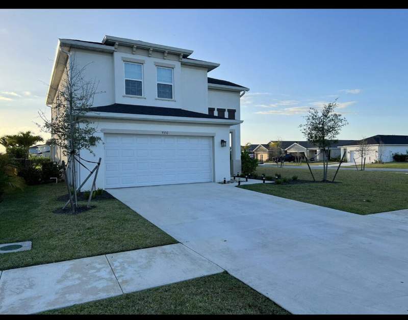 4 bedroom Single Family Residence at 9350 SW Ligorio Way, Verano South Pud 1 - Pod C - Plat No. 1, Port St. Lucie — photo 3