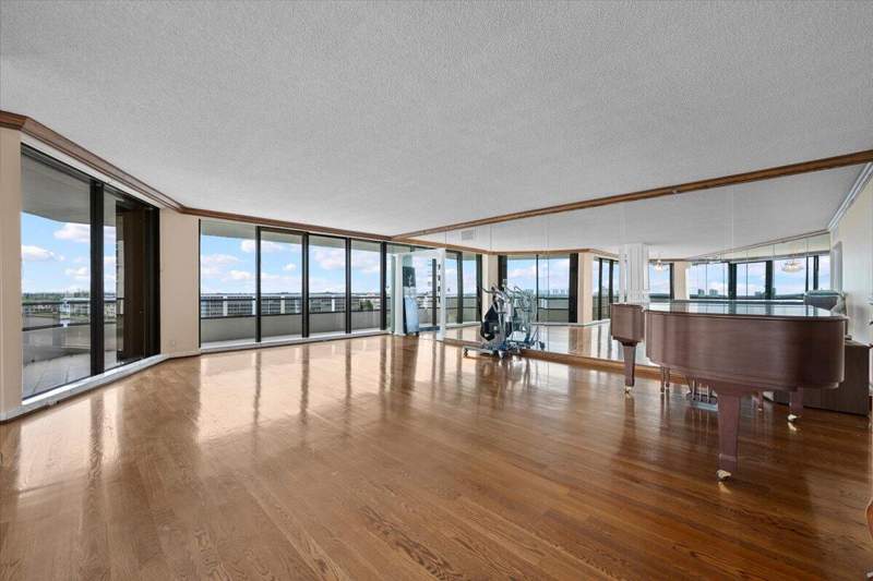3 bedroom Condominium at 100 Lakeshore Drive #558, OLD PORT COVE LAKE POINT TOWER CONDO, North Palm Beach — photo 2