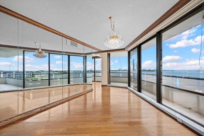 3 bedroom Condominium at 100 Lakeshore Drive #558, OLD PORT COVE LAKE POINT TOWER CONDO, North Palm Beach — photo 5