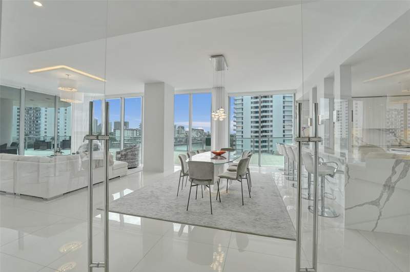 3 bedroom Condominium at 920 Intracoastal Drive #503, Aquablu Fort Lauderdale Condo, Fort Lauderdale — photo 5