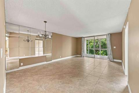 7680 NW 18th Street #406, Margate FL - photo 10 of 17