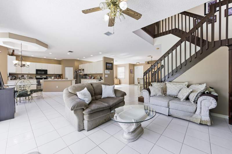 5 bedroom Single Family Residence at 2430 Westmont Drive, Madison Green 1 Pars F, G And I, Royal Palm Beach — photo 3