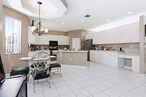 2430 Westmont Drive, Royal Palm Beach FL - photo 10 of 25