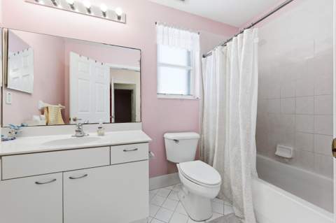 2430 Westmont Drive, Royal Palm Beach FL - photo 19 of 25