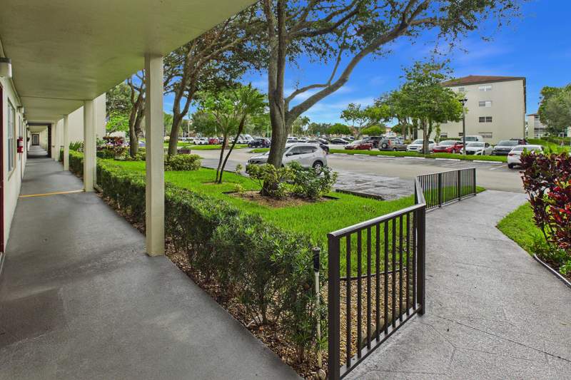 1 bedroom Condominium at 13155 SW 7TH Court #103E, KINGSLEY AT CENTURY VILLAGE, Pembroke Pines — photo 4