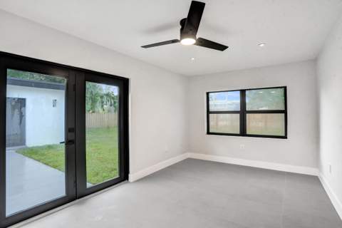 4581 NE 3rd Avenue, Oakland Park FL - photo 14 of 50