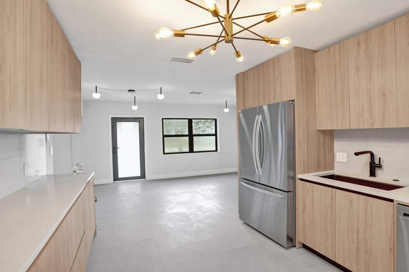 4 bedroom Single Family Residence at 4581 NE 3rd Avenue, North Andrews Gardens 2nd Add, Oakland Park — photo 5