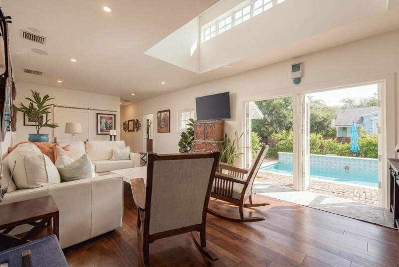 4 bedroom Single Family Residence at 108 N Swinton Avenue, DELRAY TOWN OF, Delray Beach — photo 3