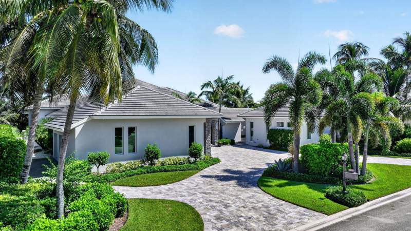 4 bedroom Single Family Residence at 7037 SE Harbor Circle, Sailfish Point, Stuart — photo 4