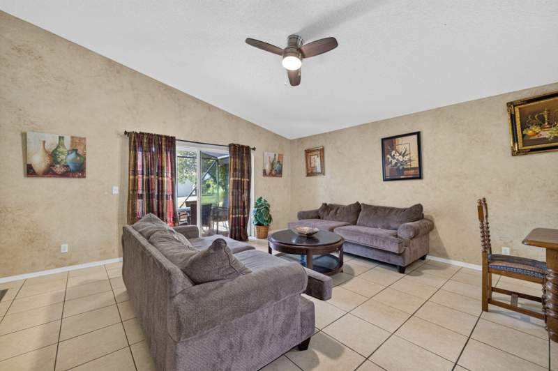 3 bedroom Single Family Residence at 628 Stanford Lane, ST JAMES GOLF CLUB PARCEL C PHASE 1, Port St. Lucie — photo 4