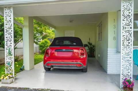 1318 CARDINAL Lane, Lantana FL - photo 8 of 50
