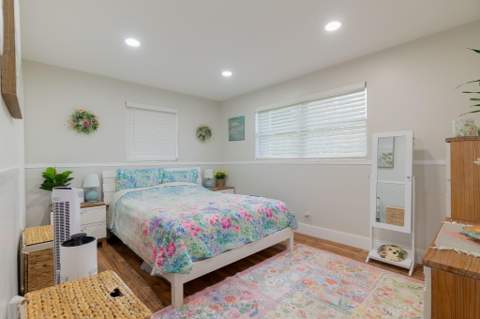 1318 CARDINAL Lane, Lantana FL - photo 12 of 50