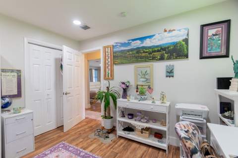 1318 CARDINAL Lane, Lantana FL - photo 15 of 50