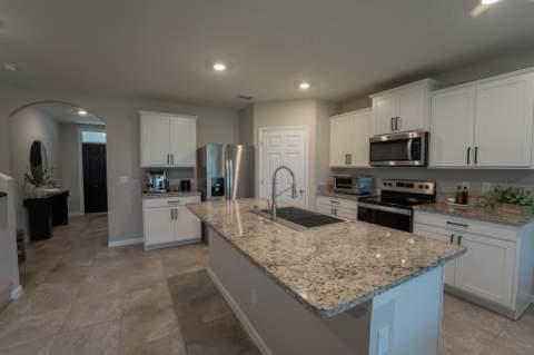 11001 SW Tessili Way, Port St. Lucie FL - photo 6 of 54