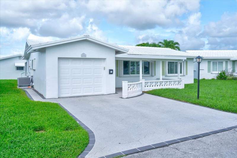 2 bedroom Single Family Residence at 2198 SW 12th Avenue, Palm Beach Leisureville Sec 7, Boynton Beach — photo 3