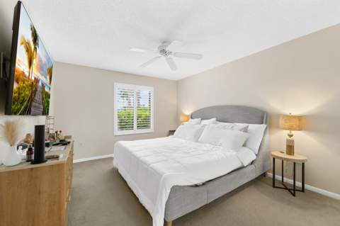 2505 Iroquois Circle, West Palm Beach FL - photo 11 of 25