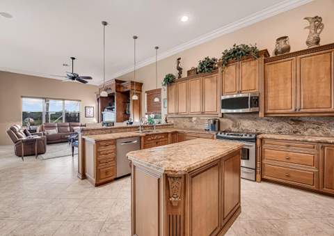 6525 Murano Way, Lake Worth FL - photo 15 of 76