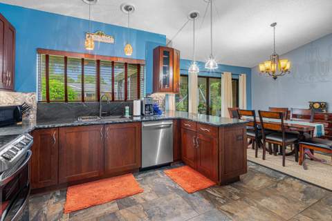 5104 Candlewood Court, Lake Worth FL - photo 14 of 41
