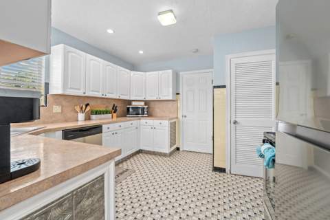 1202 N K Street, Lake Worth Beach FL - photo 17 of 28