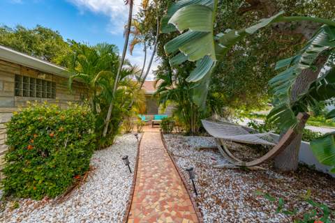 1202 N K Street, Lake Worth Beach FL - photo 6 of 28
