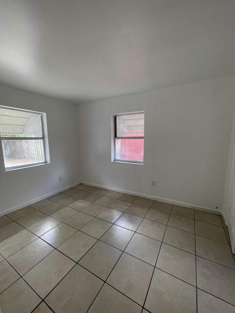 918 N C Street, Lake Worth Beach FL - photo 7 of 8