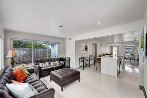 1908 NE 27th Drive, Wilton Manors FL - photo 16 of 63