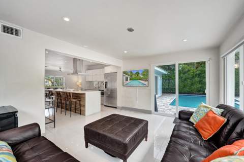 1908 NE 27th Drive, Wilton Manors FL - photo 19 of 63