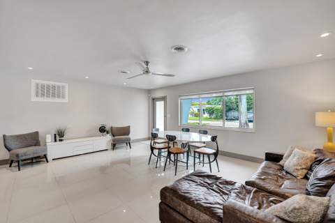 1908 NE 27th Drive, Wilton Manors FL - photo 23 of 63