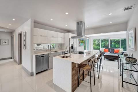 1908 NE 27th Drive, Wilton Manors FL - photo 8 of 63