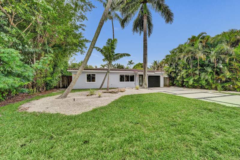 2 bedroom Single Family Residence at 1908 NE 27th Drive, Coral Gardens, Wilton Manors — photo 4